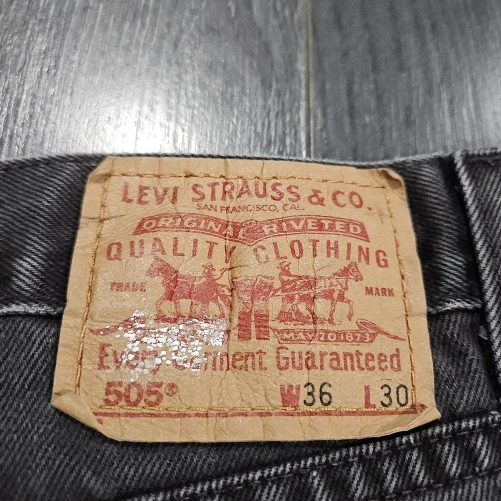 Vintage Levis 505 Jeans Men 36x30 Black Faded Paint Y2K Grunge‎ Straight Leg